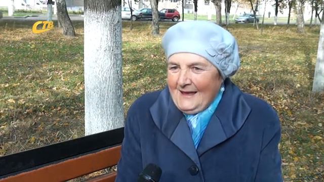 71-ЛЕТНЯЯ Н. ХЛОПОВА ПОЕТ В АНСАМБЛЕ И ВЕДЕТ ОБЩЕСТВЕННУЮ РАБОТУ смотреть онлайн