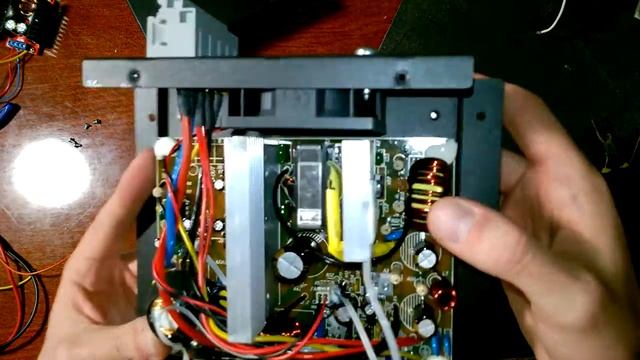Обзор автомобильного преобразователя PULSE IPC B6.24, (DC/DC 24/13.8V) смотреть онлайн