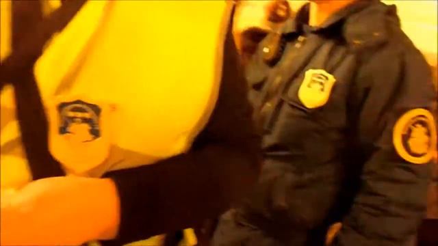 Бой контролёрам на станции метро Кузьминки. смотреть онлайн
