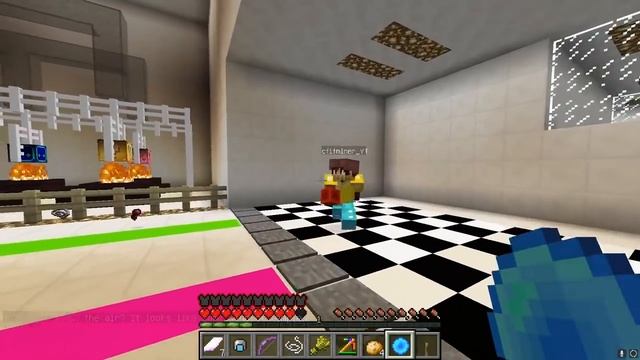 ЛАКИ ГОНКА В СЕКРЕТНОЙ ЛАБОРАТОРИИ В МАЙНКРАФТ! РАДУЖНЫЕ ЛАКИ БЛОКИ! смотреть онлайн