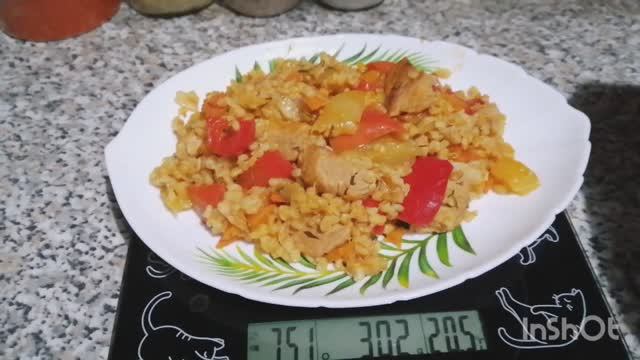 Булгур с мясом и овощами, а'ля плов, рецепт с подсчётом КБЖУ. смотреть онлайн
