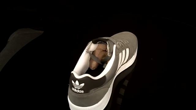 Adidas Originals Sneakers Pitch MidCin Runwhite Black1 G6556 смотреть онлайн