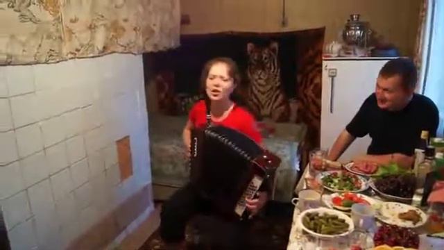 Три смачные частушки смотреть онлайн