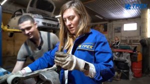 Установка с сотрудницей: ромашки на Гранту