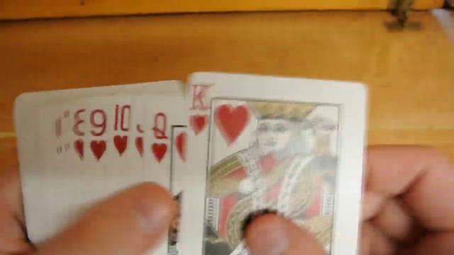 Deck War - Medallions Playing Cards VS Artisan Playing Cards смотреть онлайн