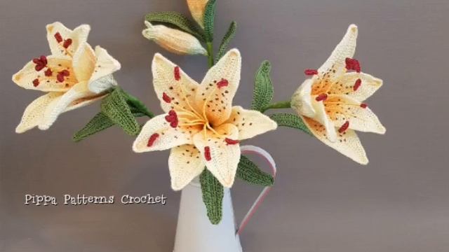 Crochet pattern for yellow tiger lily. смотреть онлайн