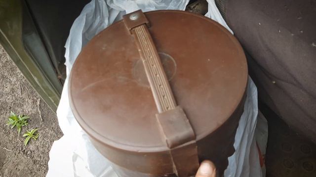 Дискование распаханной после леса земли. смотреть онлайн