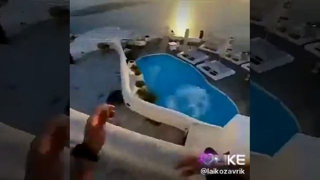 Прыжок в воду смотреть онлайн