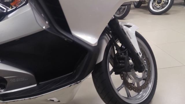 Мотоцикл HONDA NC700INTEGRA Арт.63029 Мотосалон Мегамото смотреть онлайн