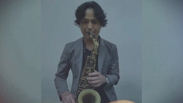 - Spread the Love wtih P.Mauriat - Smoke Gets In Your Eyes / Tomoyoshi Nakamura смотреть онлайн