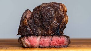 Как приготовить дешевый стейк вкуснее рибая