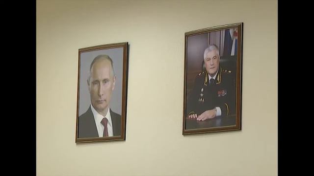Прямая телефонная линия. На вопросы горожан отвечает Олег Лучинин. смотреть онлайн