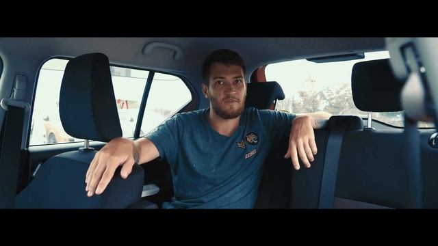 Suzuki Ignis ? Мини-кроссовер или повышенный хэтчбек? смотреть онлайн