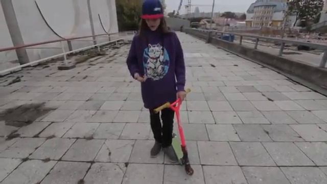 Как сделать фибл на трюковом самокате смотреть онлайн