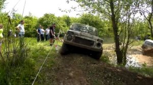 Гонки по бездорожью на настоящих внедорожниках. Джип-спринт День Победы 2018