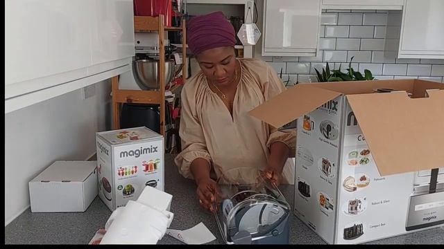 Unbox With Me (Part 1)//Magimix 5200 XL Premium Food Processor//@Deardenisekitchen смотреть онлайн