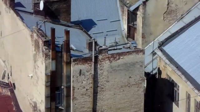 Центр Львова з ратуші смотреть онлайн