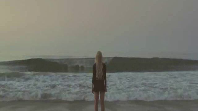 Lindsay Lohan - A Beautiful Life (Music Video)