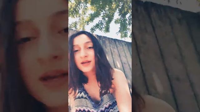 Как выглядит девушка которая снимает видео про майнкрафт на канале про Игры смотреть онлайн