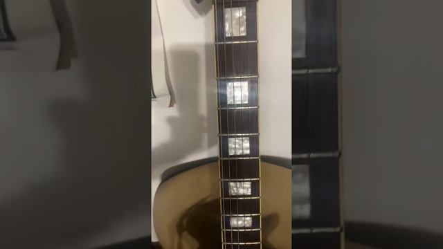 My Epiphone Les Paul Custom смотреть онлайн