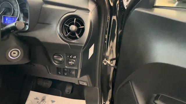 Toyota Corolla Fielder, 2018 год смотреть онлайн