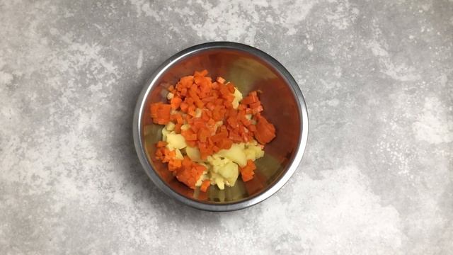 Салат Оливье без майонеза ? Как приготовить диетический Оливье с йогуртом ис курицей, без майонеза смотреть онлайн