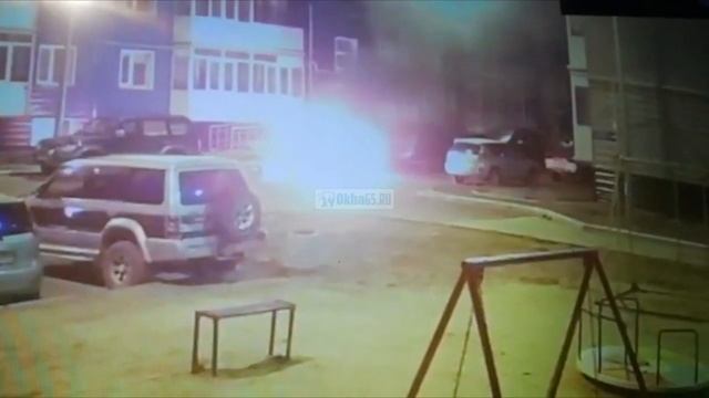 В Охе пожарные потушили очередной автомобиль смотреть онлайн