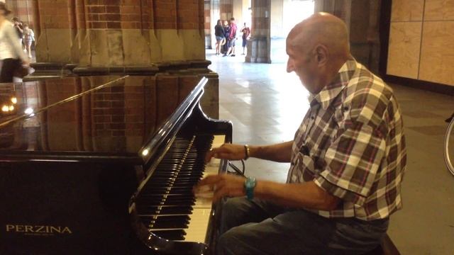 Вокзал Амстердама смотреть онлайн