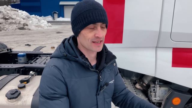 РЕАЛЬНО ЛИ 1 среди китайских тягачей?  FAW J7  Опыт владения. ОБЗОР от 12-ой передачи.