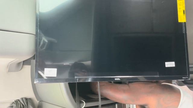 Installing My New TV & Microwave In My Volvo 860 смотреть онлайн