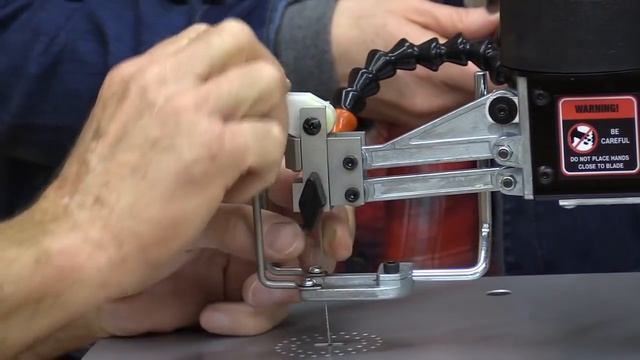 Gotta Have Gifts for 2017 - King 16 & 30 Inch Scroll Saws смотреть онлайн