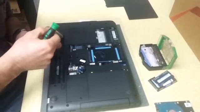 Lenovo ThinkPad E560 SSD AND RAM UPGRADE