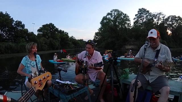 Bill Oliver and the Otter Space Band Boxcars смотреть онлайн