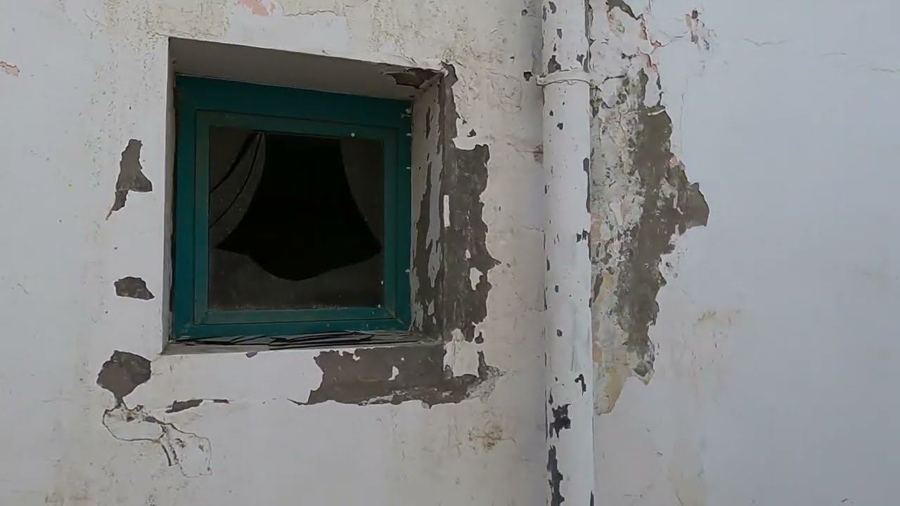 Хургада. Заброшка. Место, в котором я живу, называется "Вход на пляж". Закрытый отель El Mashrabia. смотреть онлайн