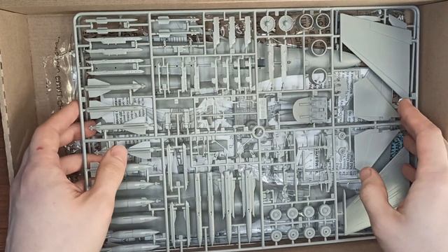 !РОЗЫГРЫШ НА КАНАЛЕ! Су-32 "Звезда" 1/72 смотреть онлайн