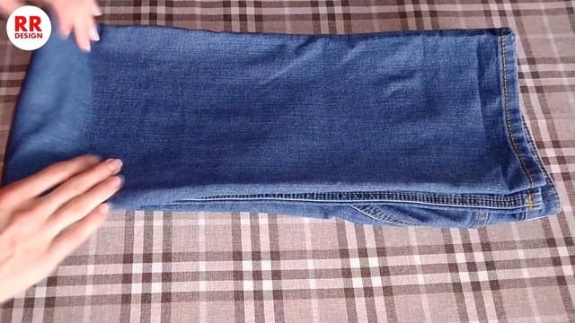 How to Fold Jeans (Genius, Space-Saving Hacks) смотреть онлайн