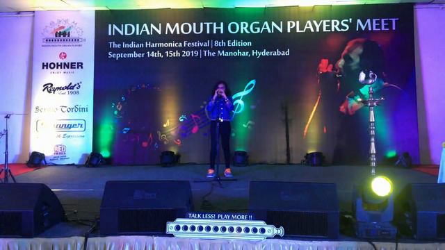 Bhavatharini Plays Ruk jana nahin cover on Diatonic Harmonica смотреть онлайн