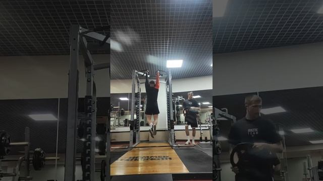 Подтягивания от Алексея Шишикина, АТП Курск смотреть онлайн