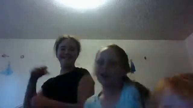 Webcam video from April 6, 2015 08:16 PM (UTC) смотреть онлайн
