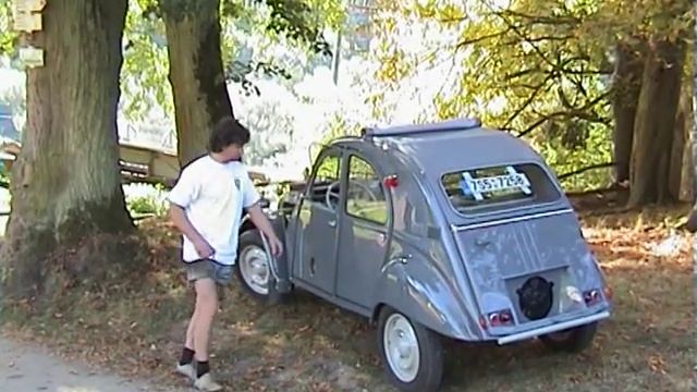 Citroen 2CV Sahara - CZ смотреть онлайн