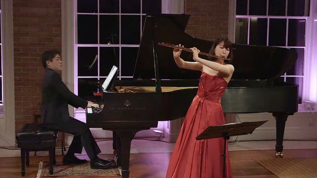 Francis Poulenc: Sonate pour flute et piano - Performed by Yoshie Ueno（上野由恵）and Ryo Yanagitani（柳谷良輔 смотреть онлайн