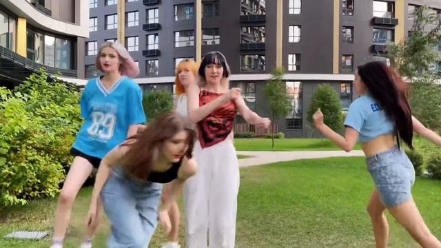 [K-POP IN PUBLIC| ONE TAKE] NEWJEANS- ATTENTION DANCE COVER BY BG смотреть онлайн