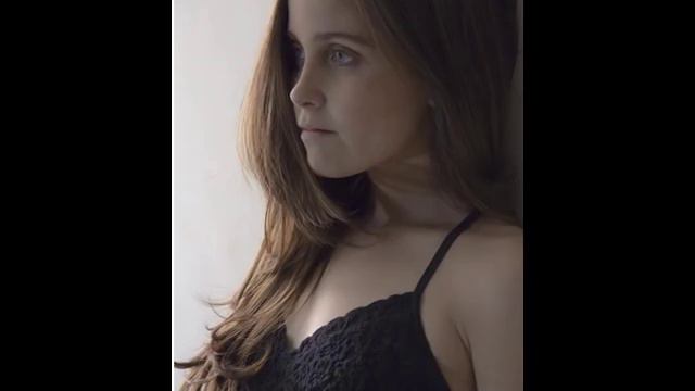 Natasha Dupeyron Comparte Fotos Desnuda
