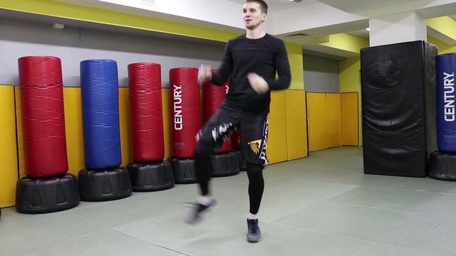 Тренировка по единоборствам с Дмитрием Хохловым. Спортклуб Сормович