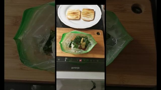 Яйца в пакете Завтрак#shorts смотреть онлайн