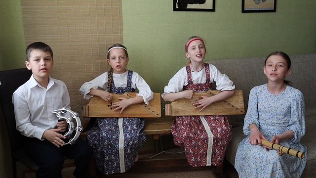 дети  поют под гусли