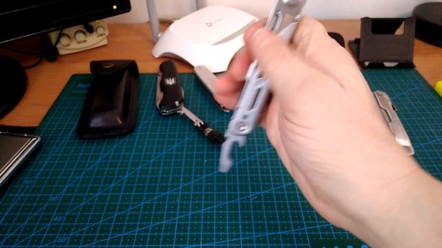 Аварийный "однорукий" :) мультитул. Дешево, сердито, не жалко! смотреть онлайн