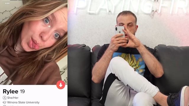 Tinder Pickup Lines That Actually Work (LIVE Text Game Demo) смотреть онлайн