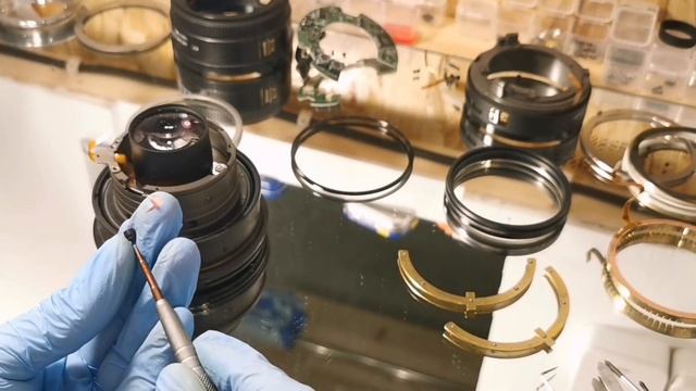 Обслужить Sigma 50mm F1.4. Особенность конструкции и почему не попадает в цель.