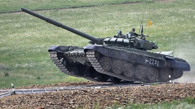 Стойкость и простота- чем танк Т-72 удивил канадских танкистов смотреть онлайн